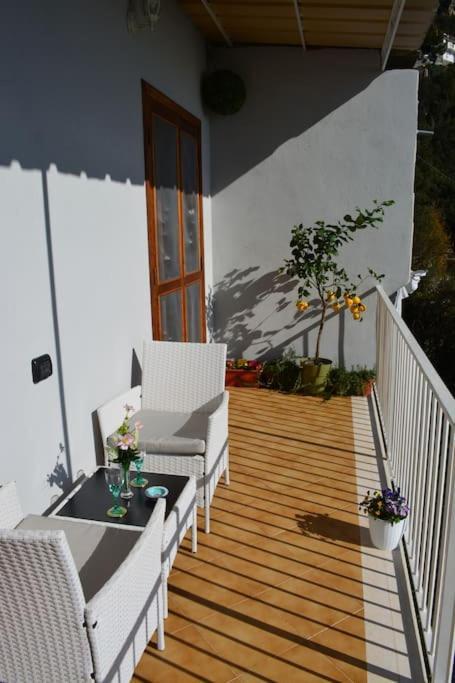 Casa Rossia Breathtaking Sea View Apartment In โปซิตาโน ภายนอก รูปภาพ