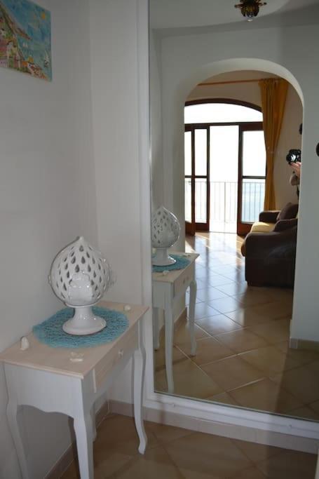 Casa Rossia Breathtaking Sea View Apartment In โปซิตาโน ภายนอก รูปภาพ
